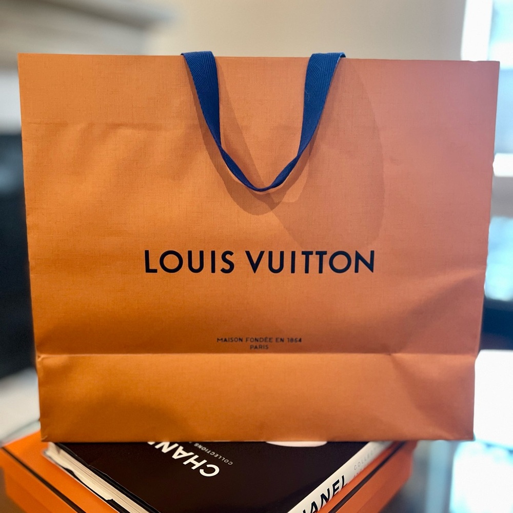 Louis Vuitton Orange Paper Shopping Bg